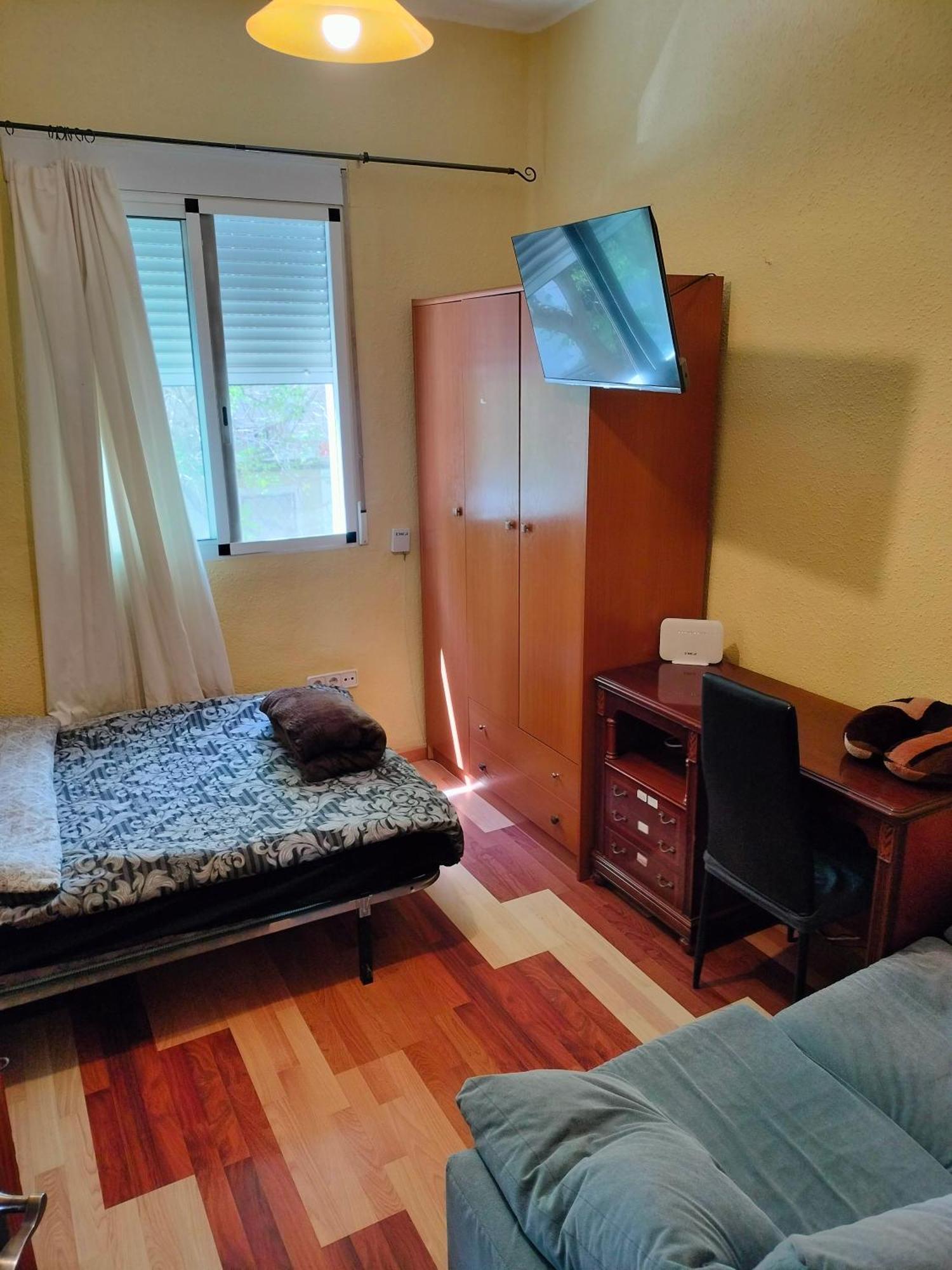 Habitacion Algiros บาเลนเซีย ภายนอก รูปภาพ